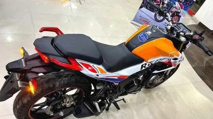 Honda Hornet 2.0
