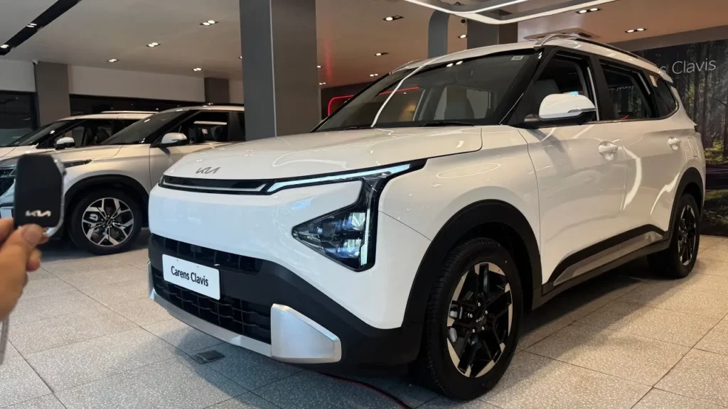 Kia Carens Clavia
